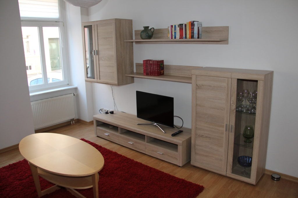 Ferienwohnung in Leipzig Wohnzimmer TV